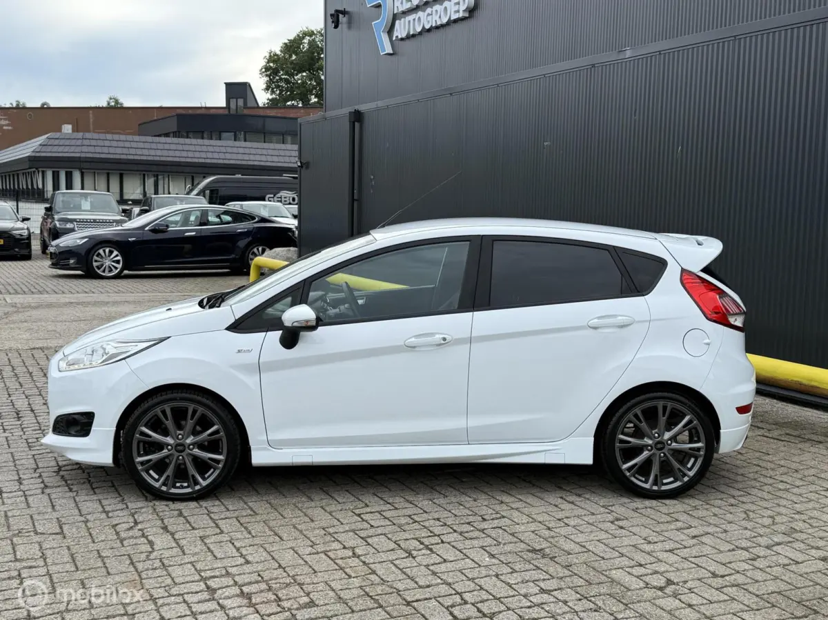 1.0 EcoBoost ST Line PDC | STOELVERWARMING