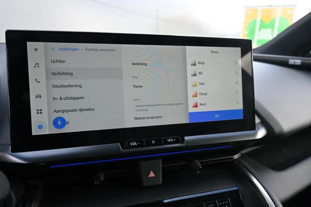 1.8 Hybrid 140 Dynamic | 10 jaar Garantie | Camera | Navi | JBL | Sportstoelen | Ambient Light