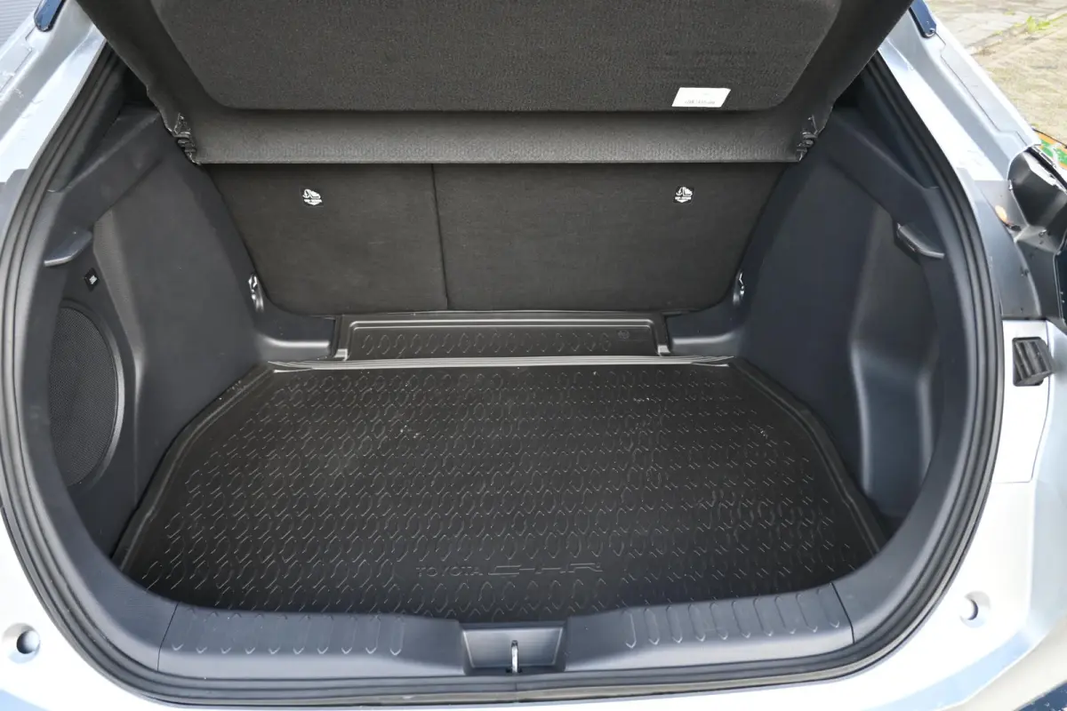 1.8 Hybrid 140 Dynamic | 10 jaar Garantie | Camera | Navi | JBL | Sportstoelen | Ambient Light