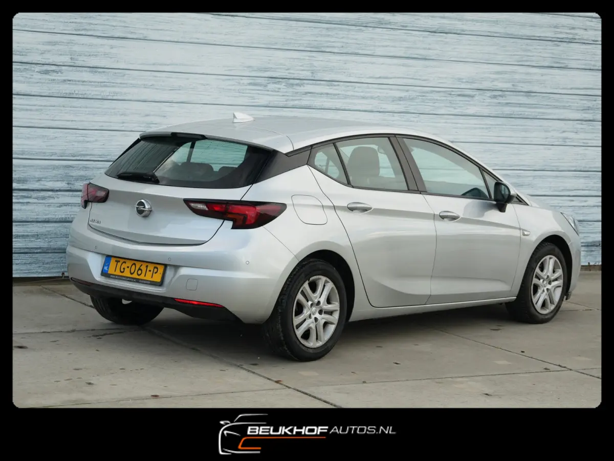 1.0 Online Edition Carplay Navi Cruise Parkeersenoren