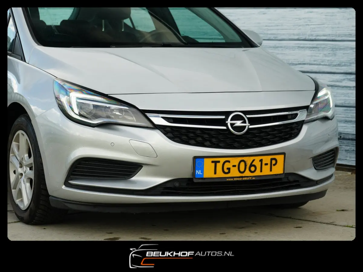1.0 Online Edition Carplay Navi Cruise Parkeersenoren