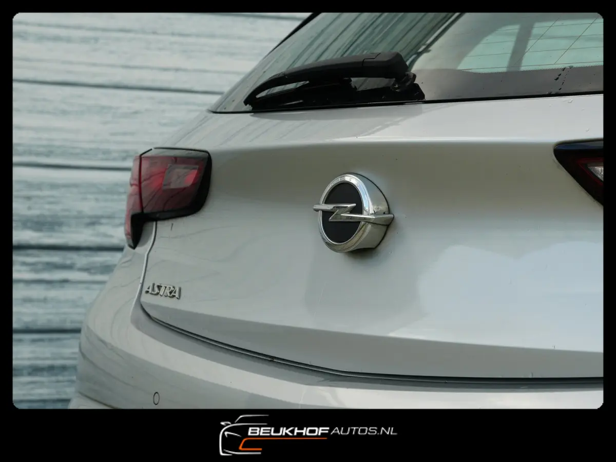 1.0 Online Edition Carplay Navi Cruise Parkeersenoren