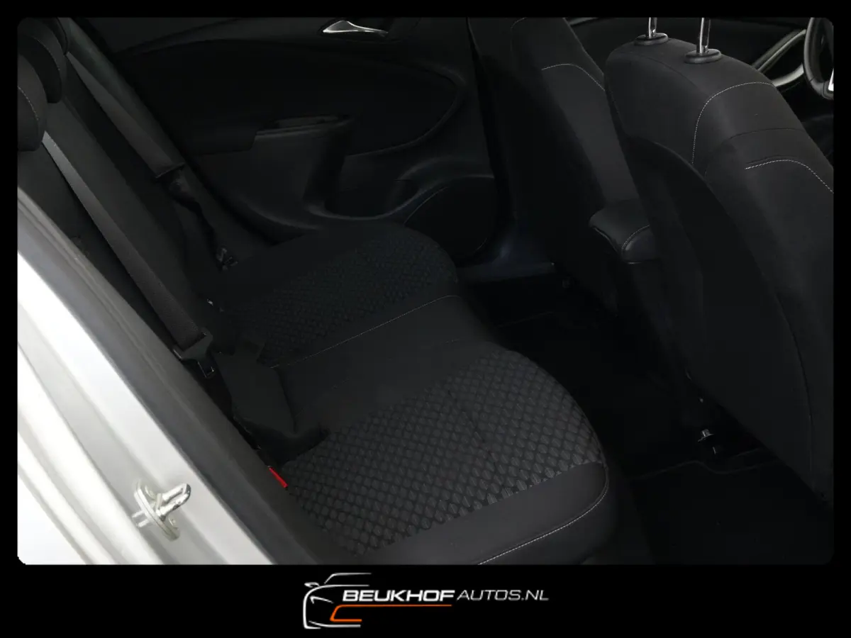 1.0 Online Edition Carplay Navi Cruise Parkeersenoren