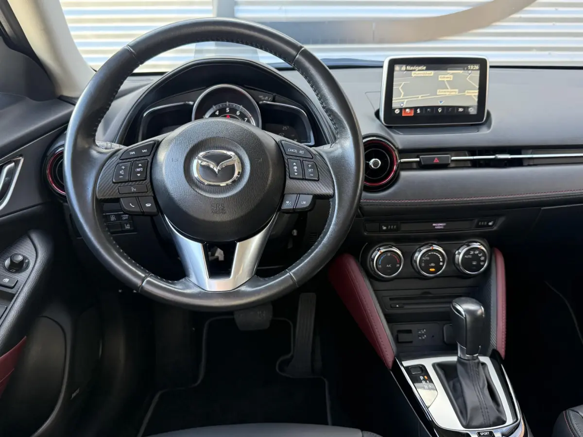 2.0 SkyActiv-G 120 SkyLease+ 2e Eigenaar|Navi|Camera|Adap-Cruise|Trekhaak|Bose|HUD|PDC|Leder|Clima|APK tot 04-2027