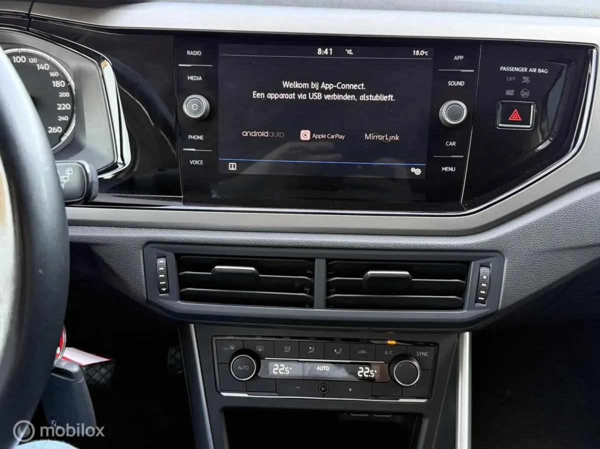 1.0 TSI R-Line | PDC | CARPLAY | TOPSTAAT