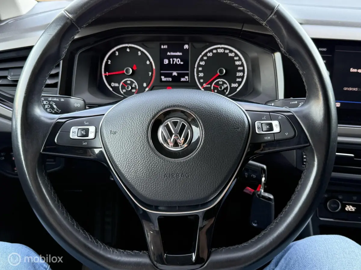 1.0 TSI R-Line | PDC | CARPLAY | TOPSTAAT