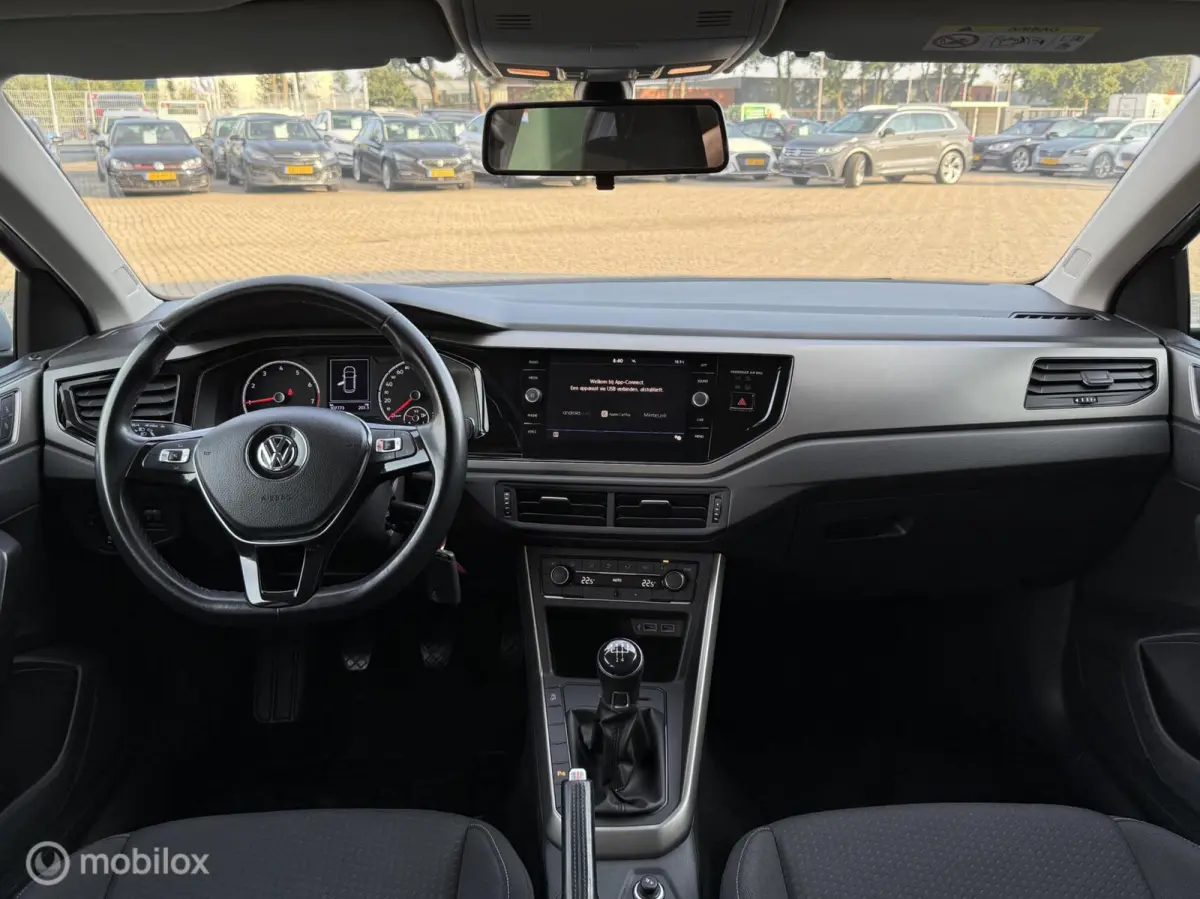 1.0 TSI R-Line | PDC | CARPLAY | TOPSTAAT