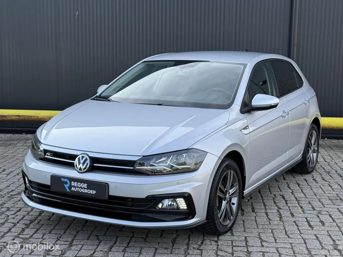 1.0 TSI R-Line | PDC | CARPLAY | TOPSTAAT