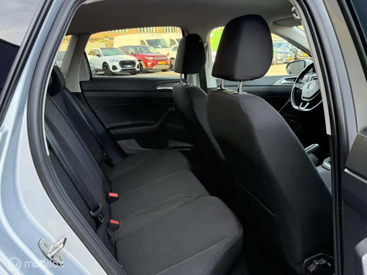 1.0 TSI R-Line | PDC | CARPLAY | TOPSTAAT