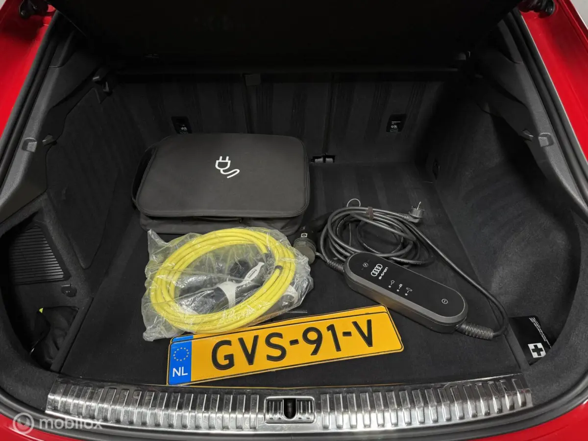 45 TFSIe S-LINE SOH 92.4% | PANO | LEDER