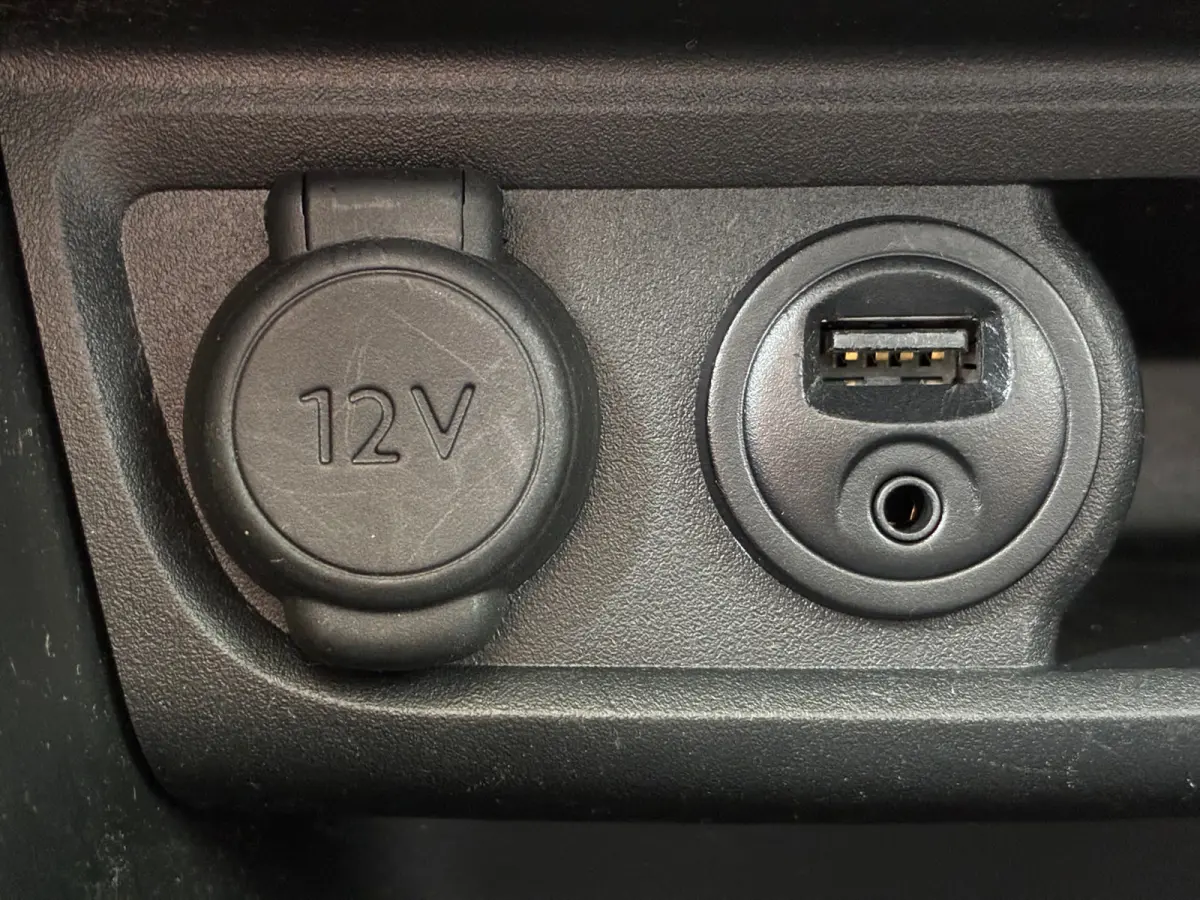 1.2 PureTech GT-line|D-riem v.v.|Panoramadak|Camera|Navigatie|CruiseControl|Trekhaak|Climatronic|PDC|