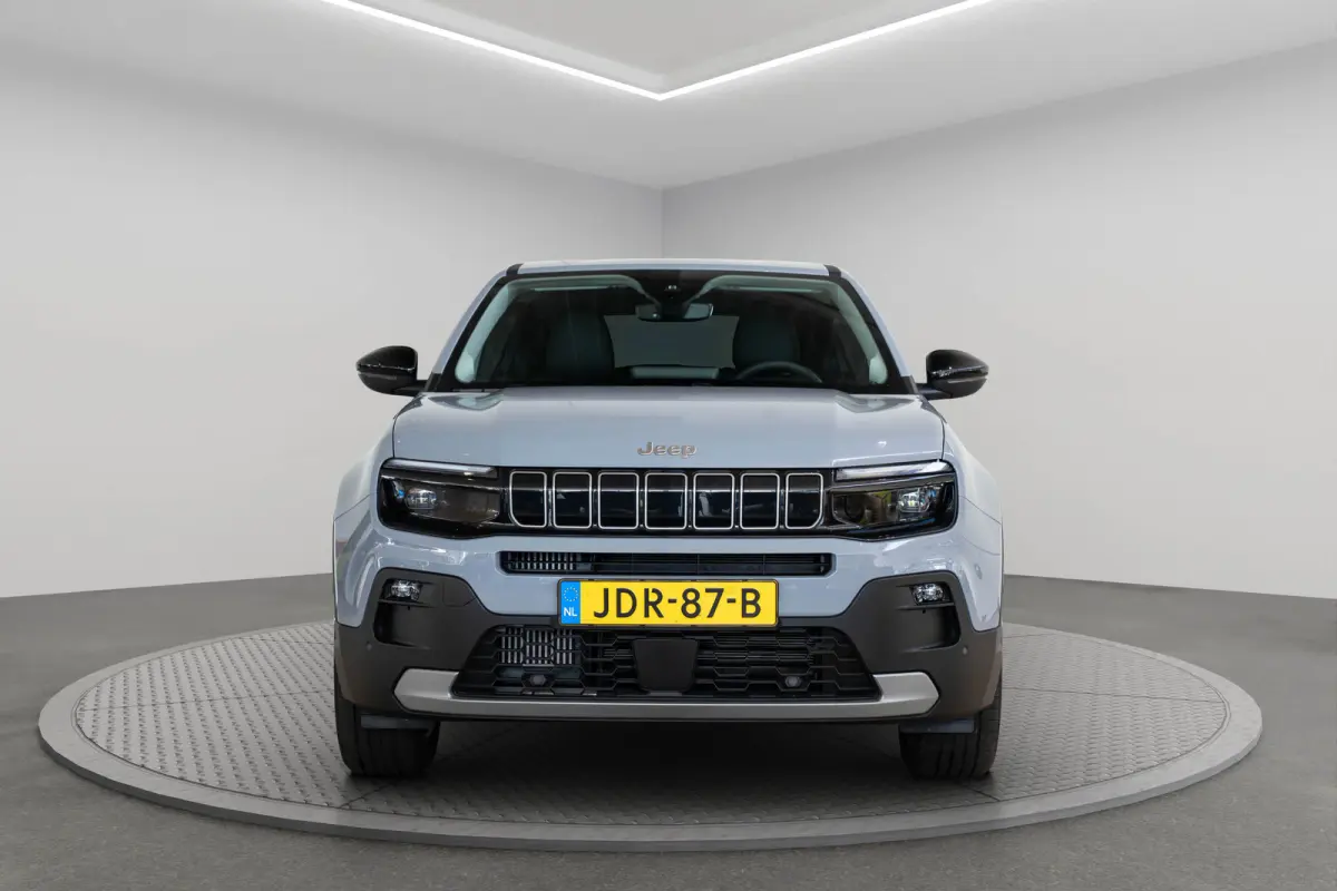 1.2 e-Hybrid Summit | Tot 8 Jaar Garantie | Navigatie | Stoelverwarming | Keyless | Camera | Climate Controle | Apple Carplay & Android Auto |