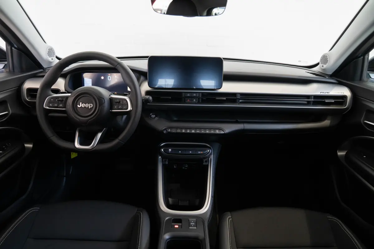 1.2 e-Hybrid Summit | Tot 8 Jaar Garantie | Navigatie | Stoelverwarming | Keyless | Camera | Climate Controle | Apple Carplay & Android Auto |