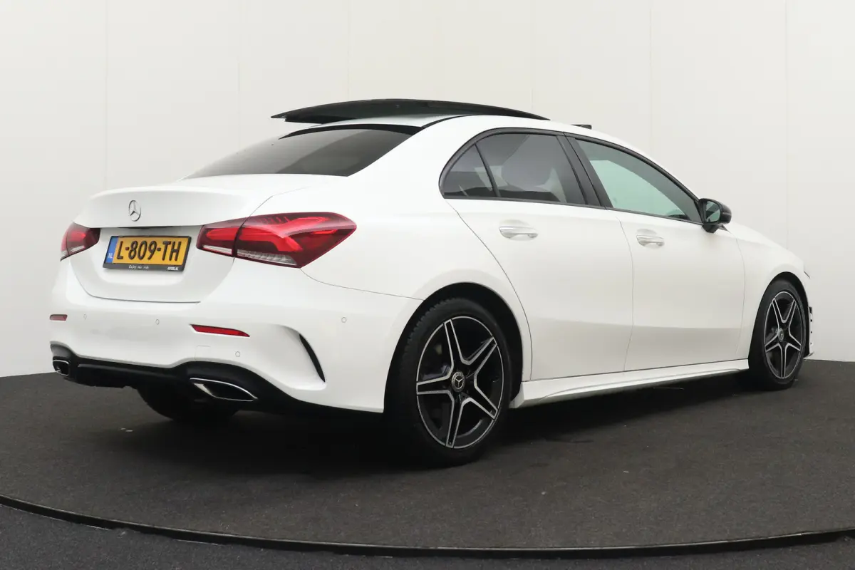 200 Business Solution AMG Pano-dak Elek.Trekhaak Carplay
