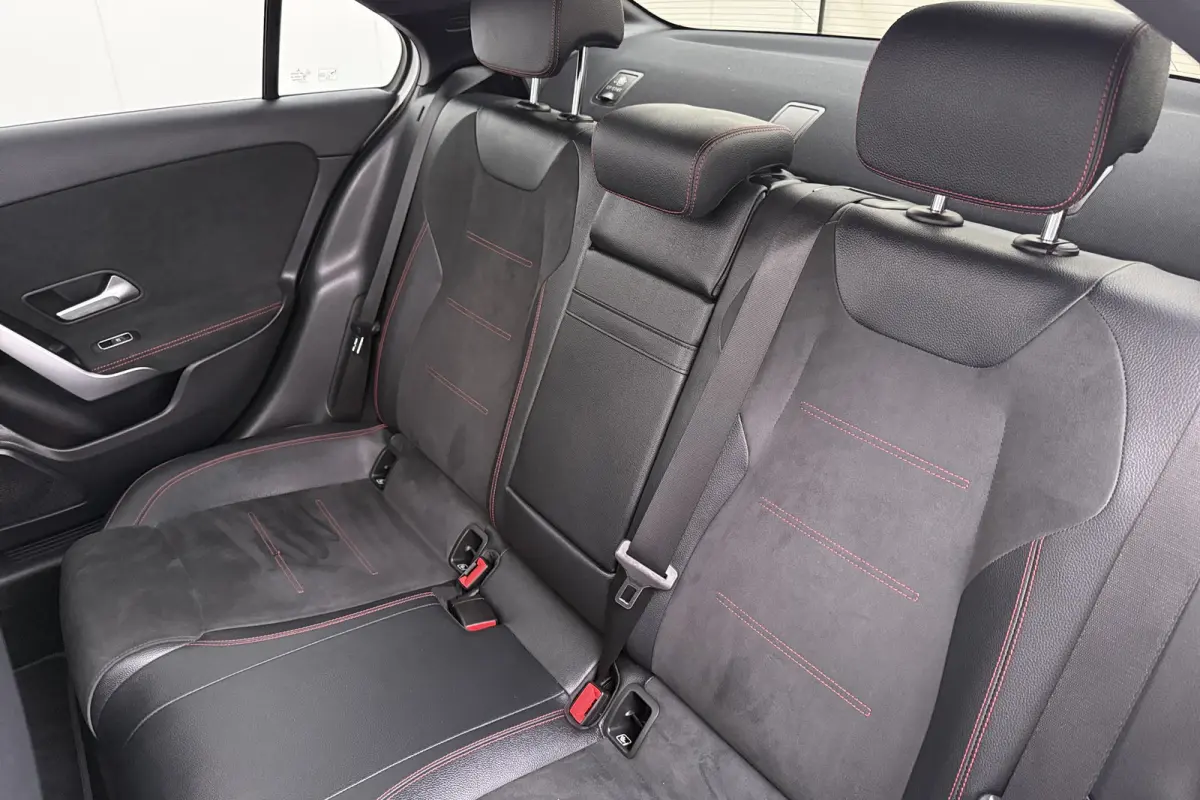 200 Business Solution AMG Pano-dak Elek.Trekhaak Carplay