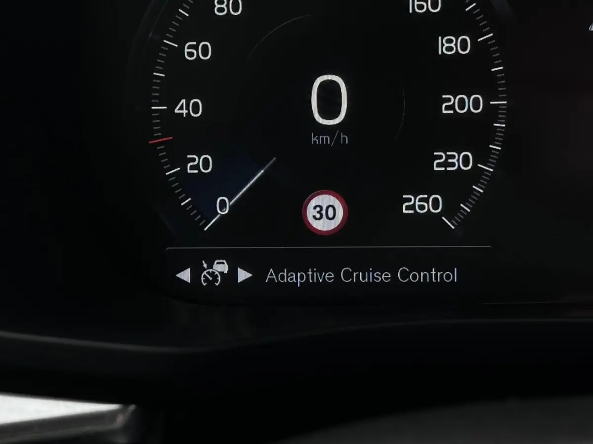 2.0 T8 Twin Engine AWD Inscription Pano, Leer, Camera..