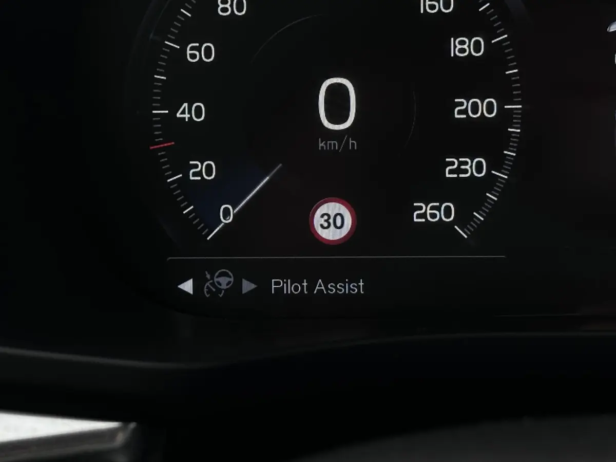 2.0 T8 Twin Engine AWD Inscription Pano, Leer, Camera..