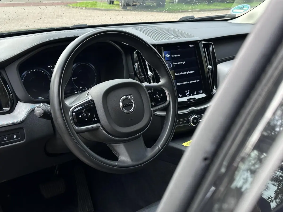 2.0 T8 Twin Engine AWD Inscription Pano, Leer, Camera..
