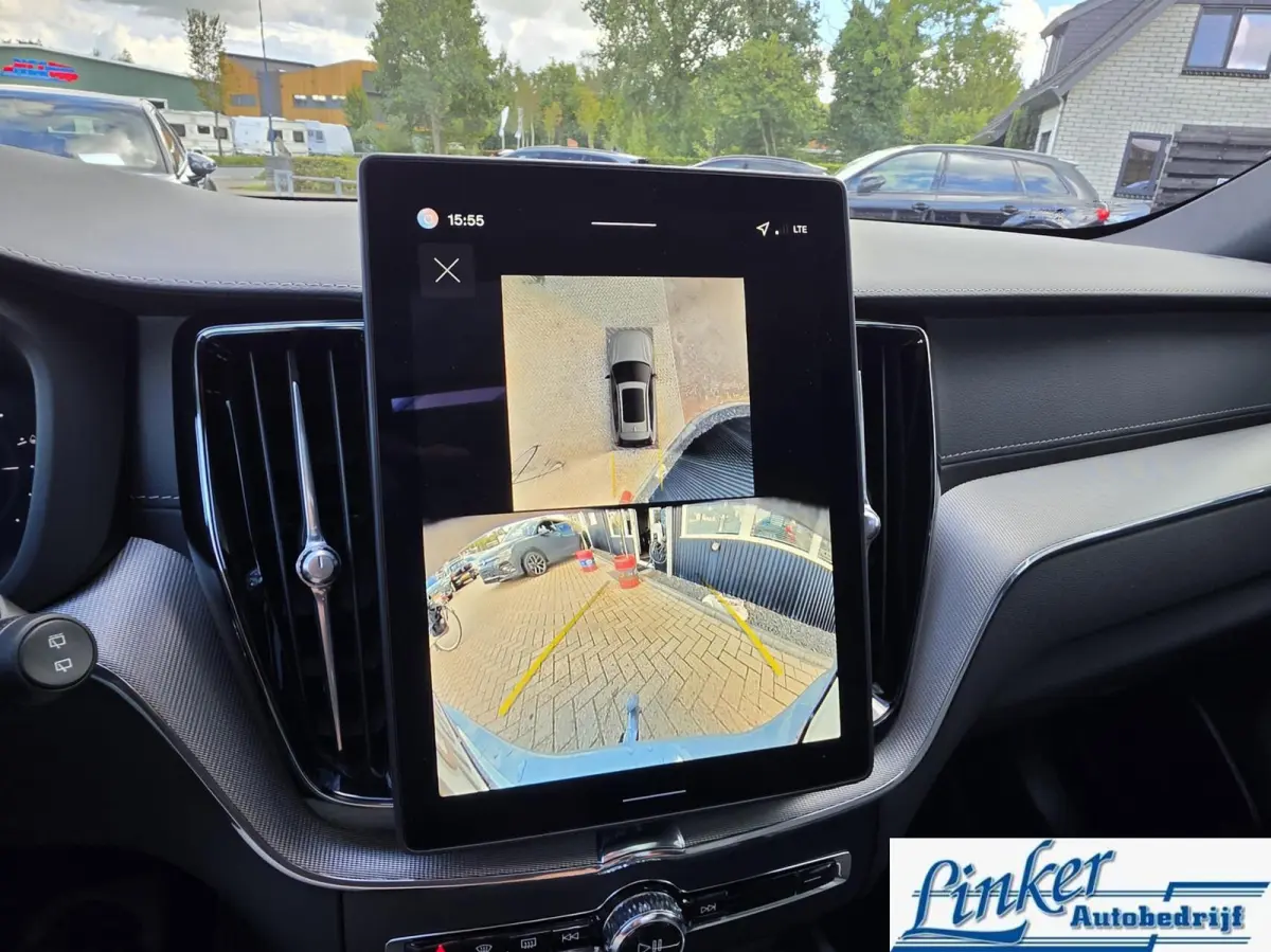 2.0 T6 Plug-in hybrid AWD Ultra Black Edition |TREKH|PANO|H/K