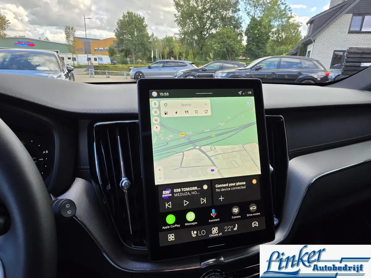 2.0 T6 Plug-in hybrid AWD Ultra Black Edition |TREKH|PANO|H/K