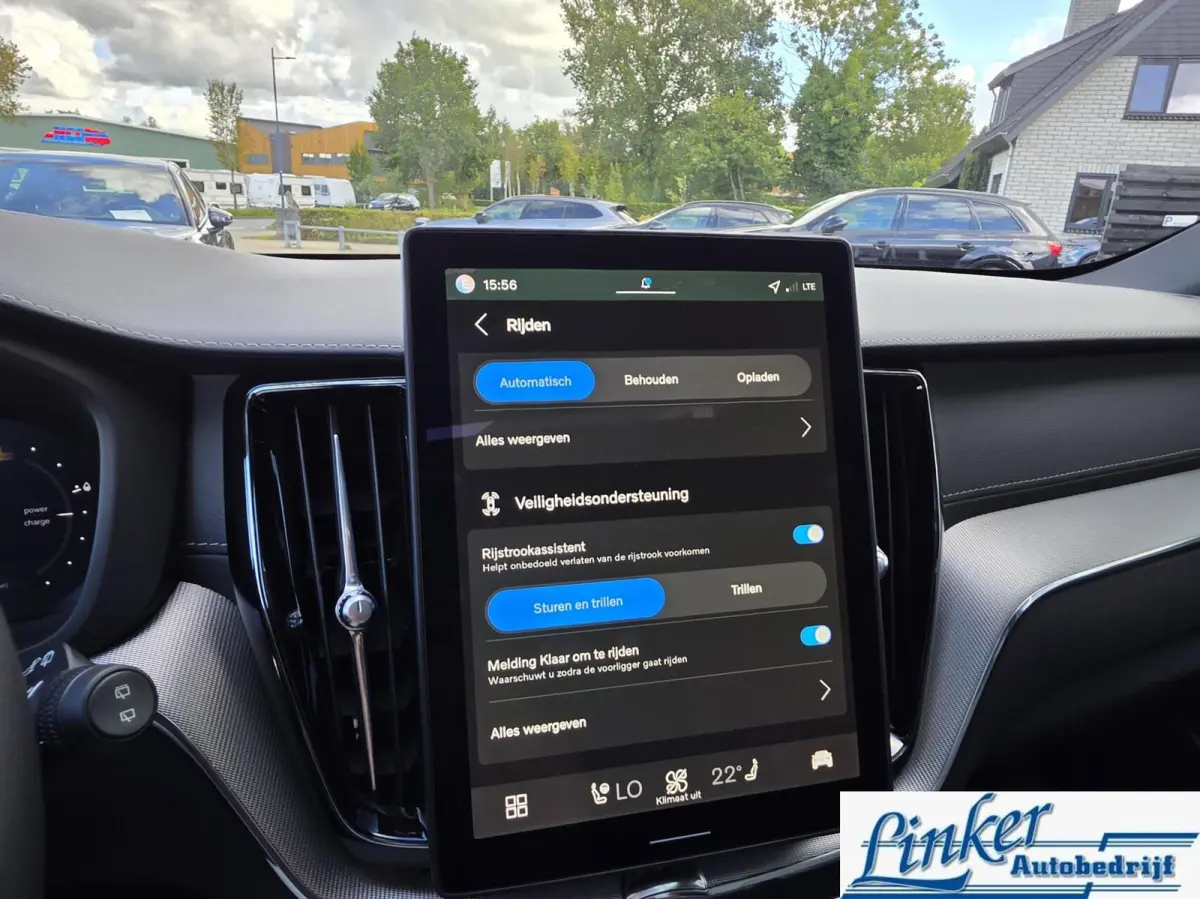 2.0 T6 Plug-in hybrid AWD Ultra Black Edition |TREKH|PANO|H/K