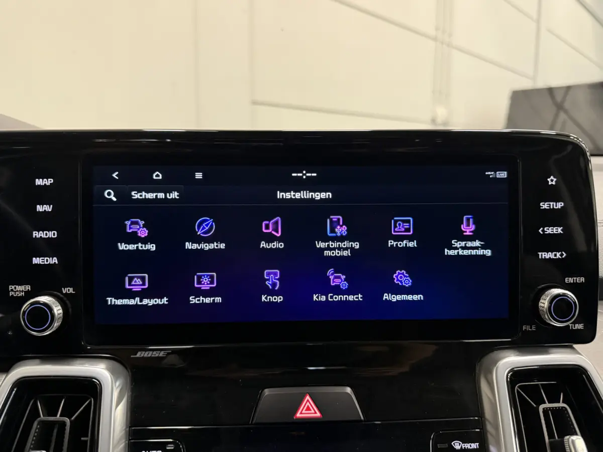 1.6 T-GDI Plug-in Hybrid 4WD ExecutiveLine 46DKM/PANO/VOL-LEER/360CAMERA/BOSE/LED/SOH 98%/ACC/DRIVE MODE/VIRTUAL/SFEER/KEYLESS/NIVEAUREGELING/19"/PRIVACY/STAHLGRAU-METALLIC/NET OH BEURT GEHA