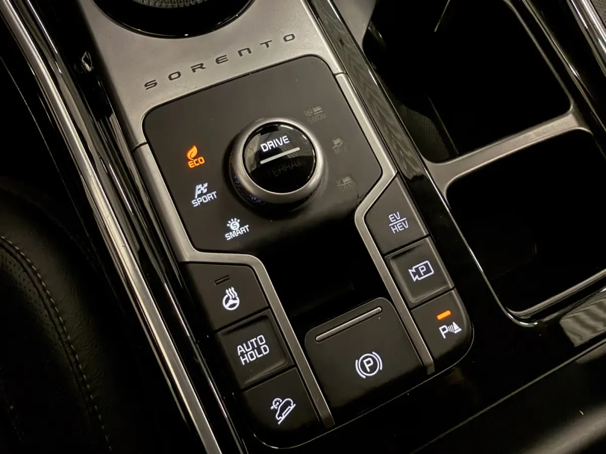 1.6 T-GDI Plug-in Hybrid 4WD ExecutiveLine 46DKM/PANO/VOL-LEER/360CAMERA/BOSE/LED/SOH 98%/ACC/DRIVE MODE/VIRTUAL/SFEER/KEYLESS/NIVEAUREGELING/19"/PRIVACY/STAHLGRAU-METALLIC/NET OH BEURT GEHA
