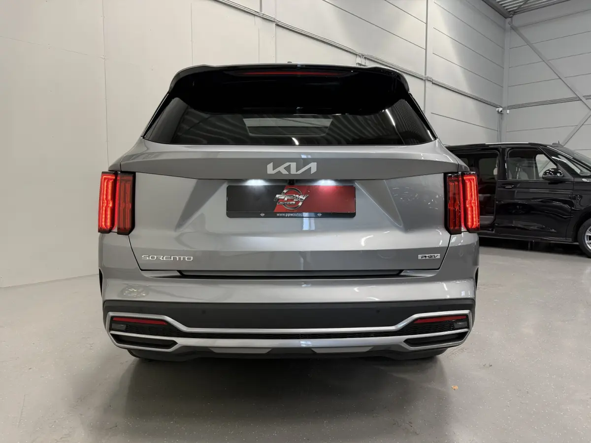1.6 T-GDI Plug-in Hybrid 4WD ExecutiveLine 46DKM/PANO/VOL-LEER/360CAMERA/BOSE/LED/SOH 98%/ACC/DRIVE MODE/VIRTUAL/SFEER/KEYLESS/NIVEAUREGELING/19"/PRIVACY/STAHLGRAU-METALLIC/NET OH BEURT GEHA