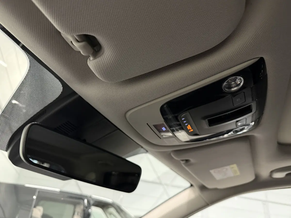 1.6 T-GDI Plug-in Hybrid 4WD ExecutiveLine 46DKM/PANO/VOL-LEER/360CAMERA/BOSE/LED/SOH 98%/ACC/DRIVE MODE/VIRTUAL/SFEER/KEYLESS/NIVEAUREGELING/19"/PRIVACY/STAHLGRAU-METALLIC/NET OH BEURT GEHA