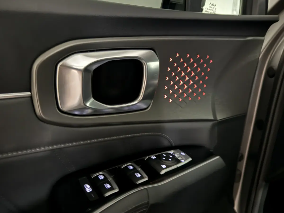 1.6 T-GDI Plug-in Hybrid 4WD ExecutiveLine 46DKM/PANO/VOL-LEER/360CAMERA/BOSE/LED/SOH 98%/ACC/DRIVE MODE/VIRTUAL/SFEER/KEYLESS/NIVEAUREGELING/19"/PRIVACY/STAHLGRAU-METALLIC/NET OH BEURT GEHA