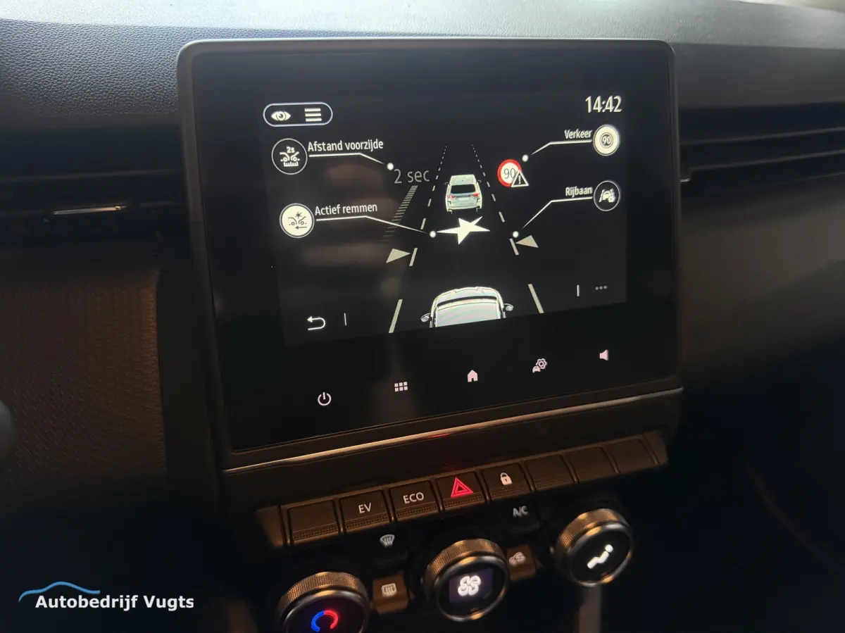 1.6 E-Tech Hybrid 145 Equilibre *Camera*Cruise*