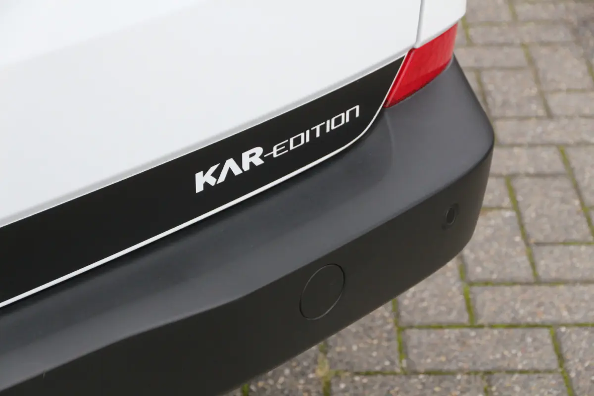 320 65kWh | 330KM WLTP | KAR-edition | Camera | Cruise | Clima..