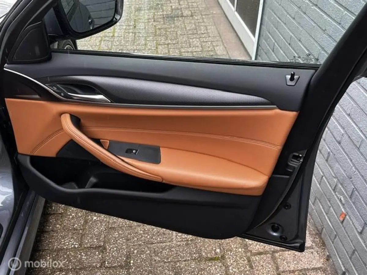 530e M Sport/ Laser kopl./ Pano / Headup