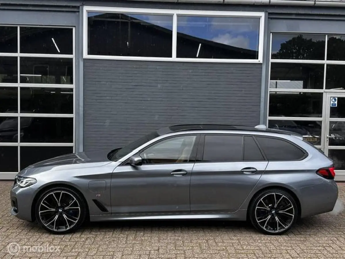 530e M Sport/ Laser kopl./ Pano / Headup