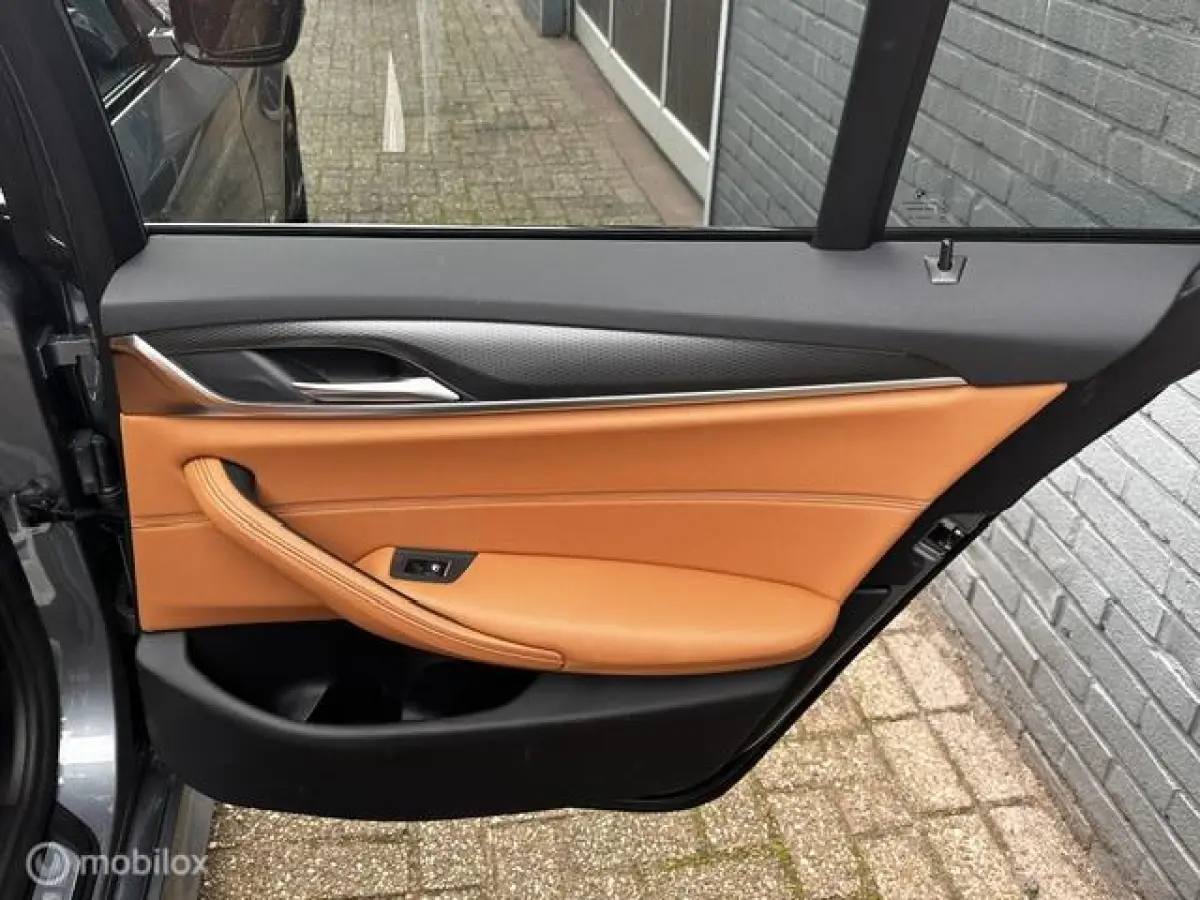 530e M Sport/ Laser kopl./ Pano / Headup