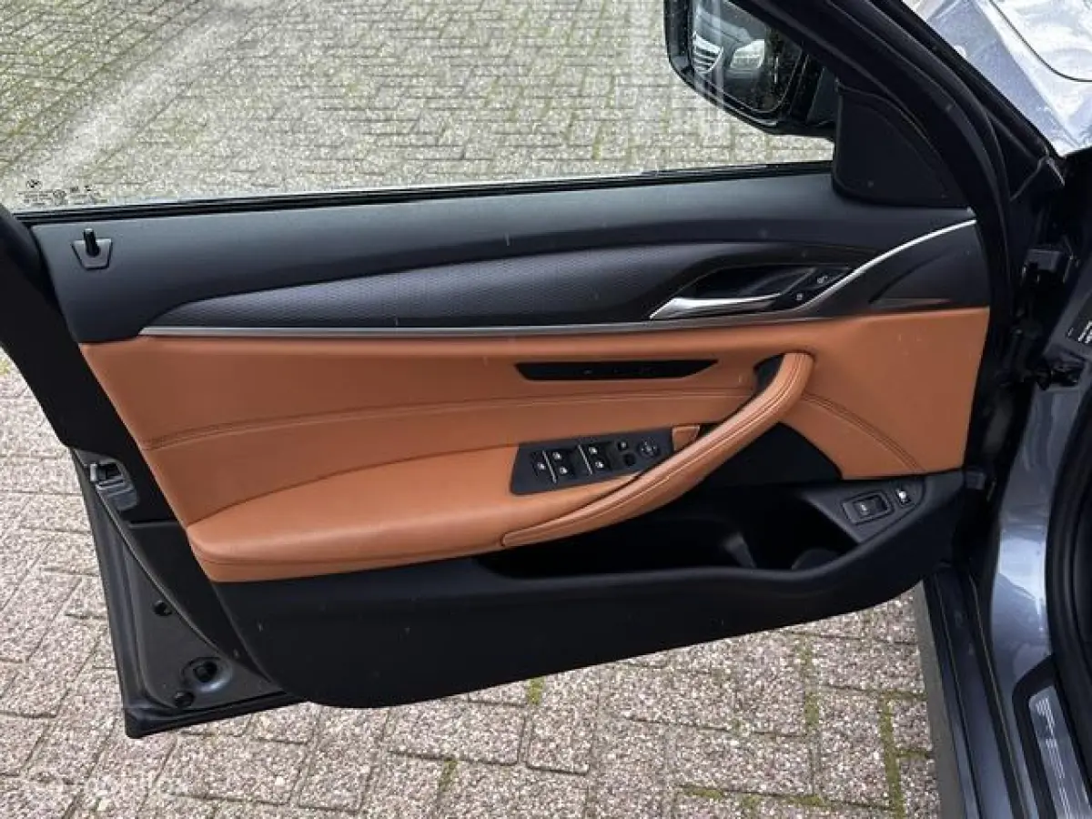 530e M Sport/ Laser kopl./ Pano / Headup