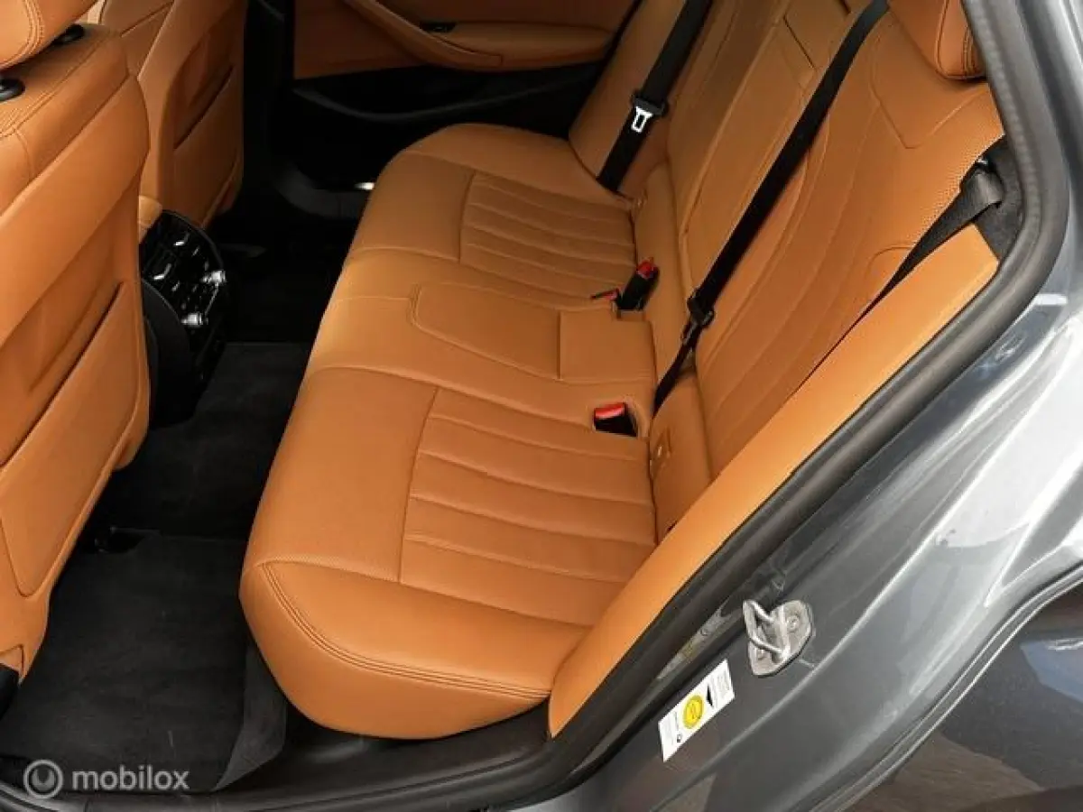530e M Sport/ Laser kopl./ Pano / Headup