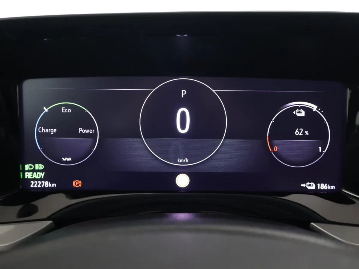 LEVEL 3 50 kWh 100 % SOH! + CARPLAY | DAB | CAMERA | 17 INCH