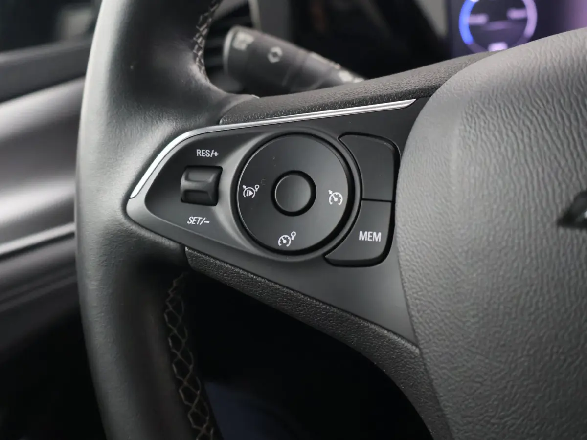 LEVEL 3 50 kWh 100 % SOH! + CARPLAY | DAB | CAMERA | 17 INCH