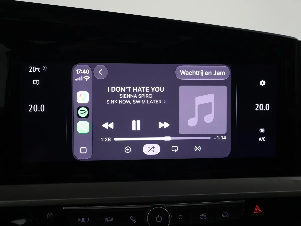 LEVEL 3 50 kWh 100 % SOH! + CARPLAY | DAB | CAMERA | 17 INCH