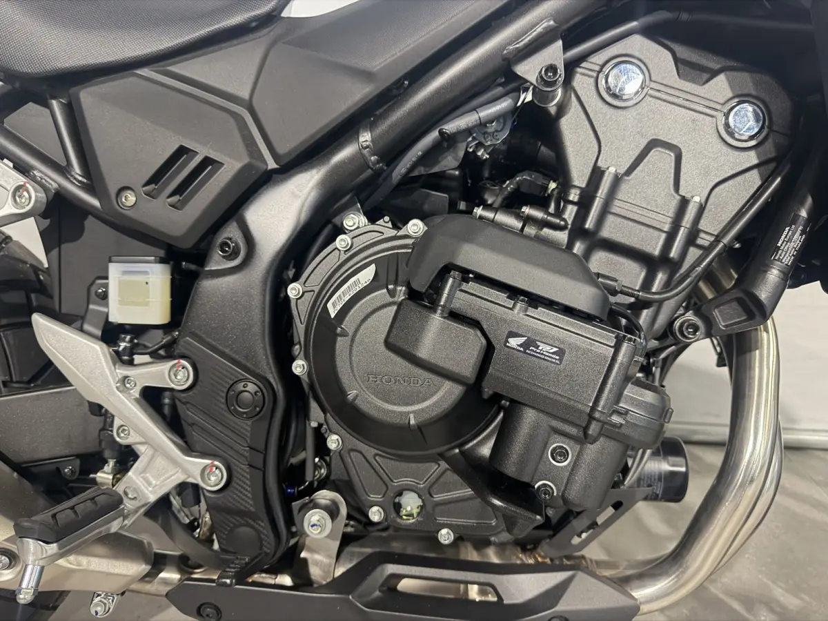 NX 500 E-CLUTCH
