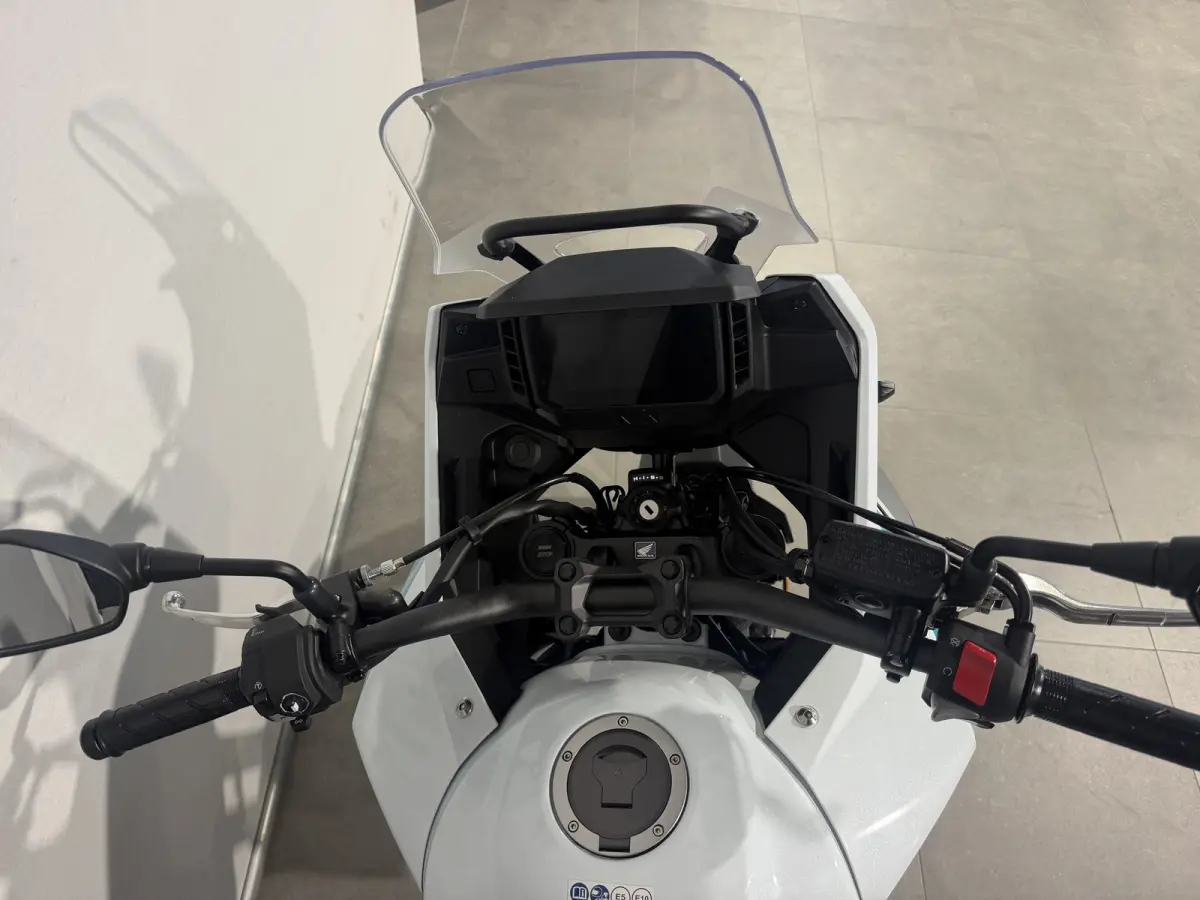 NX 500 E-CLUTCH
