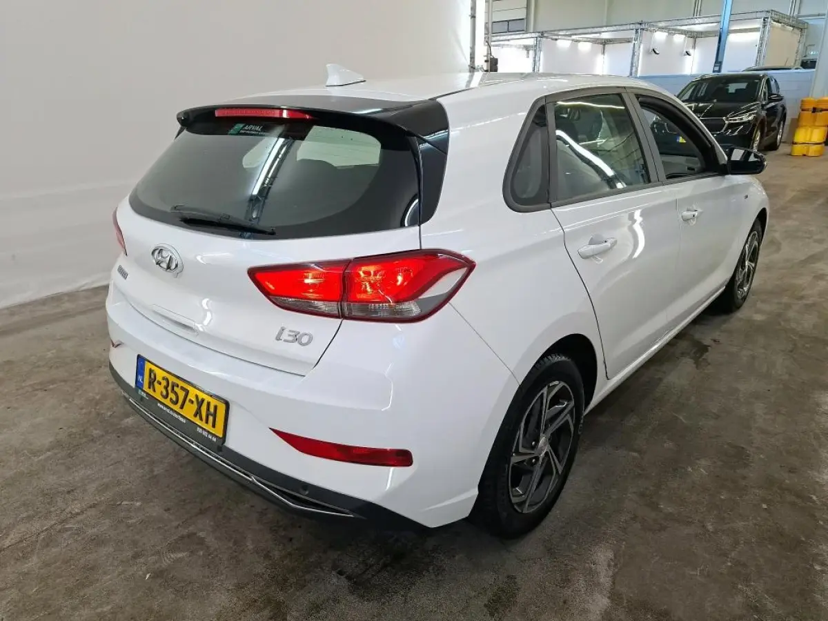 1.0 T-GDi MHEV Comfort Smart