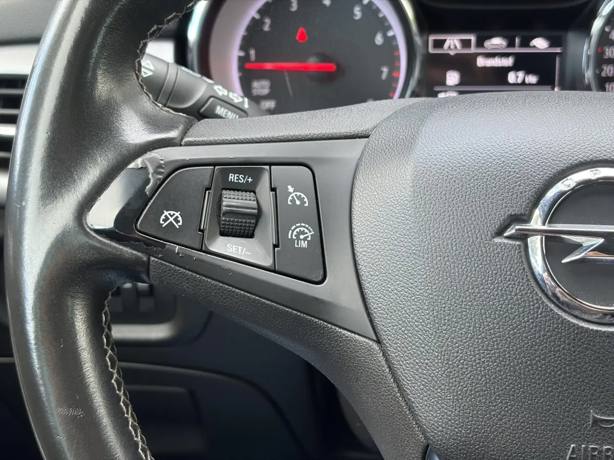 1.4 Turbo 120 Jaar Edition ✓150pk✓Carplay✓Navi✓Trekhaak✓Pdc V+A✓Clima✓Cruise✓6 Bak✓Lm velgen✓N.A.P✓Apk tot 02-2028