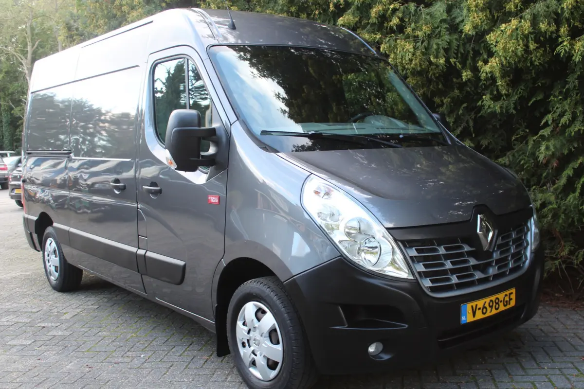 T35 2.3 dCi L2H2 Energy 146PK | Airco | Navigatie | Trekhaak | 3-zits