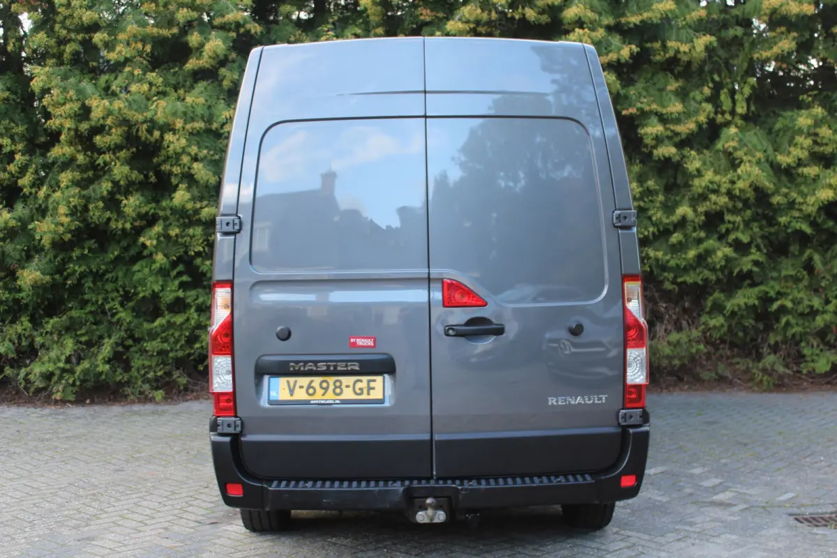 T35 2.3 dCi L2H2 Energy 146PK | Airco | Navigatie | Trekhaak | 3-zits