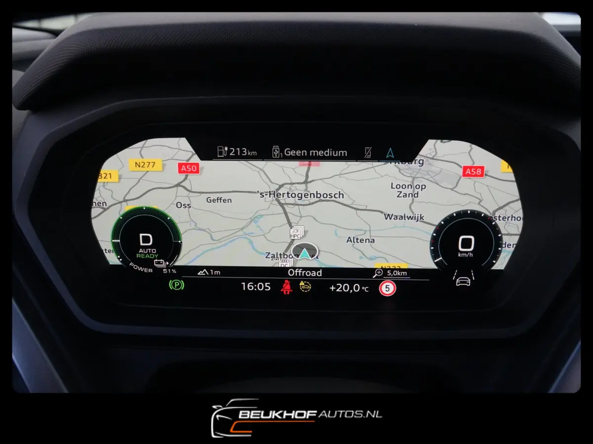 40 Advanced Plus 77 kWh Panorama Cam Soh92%