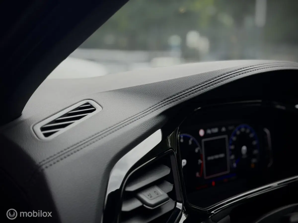 1.5 TSI R-Line|Pano|Black-Style|IQ Lights|Stoelverwarming|