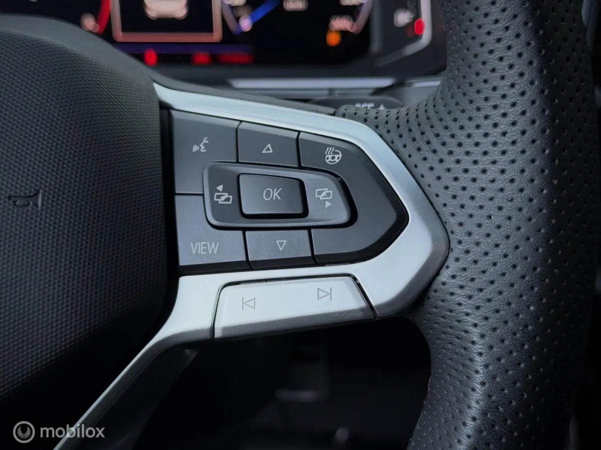 1.5 TSI R-Line|Pano|Black-Style|IQ Lights|Stoelverwarming|