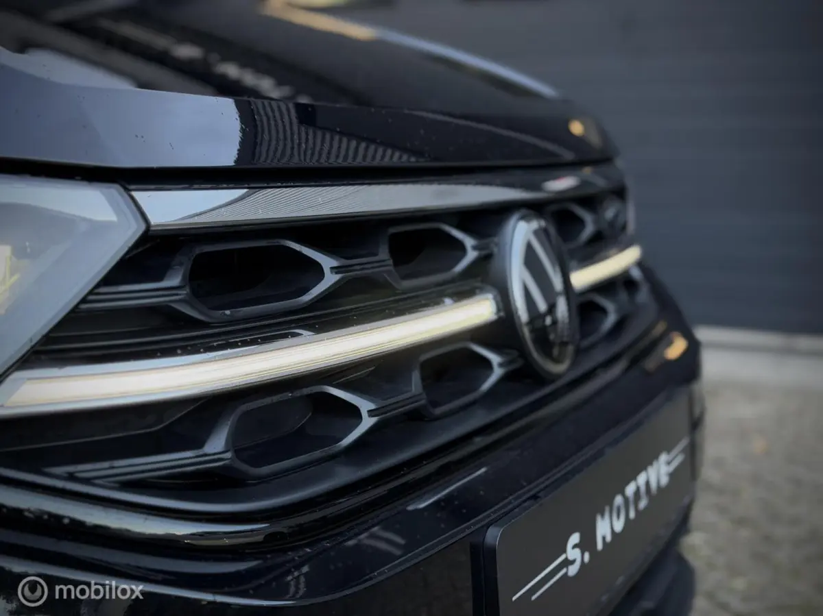 1.5 TSI R-Line|Pano|Black-Style|IQ Lights|Stoelverwarming|